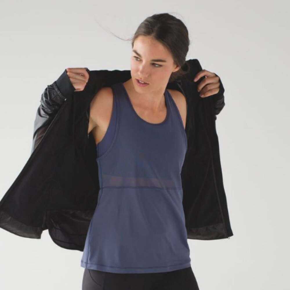 Lululemon Fast As Light 2-In-1 Tank Grey Purple Size 4 Luxtreme Light - Picture 3 of 14